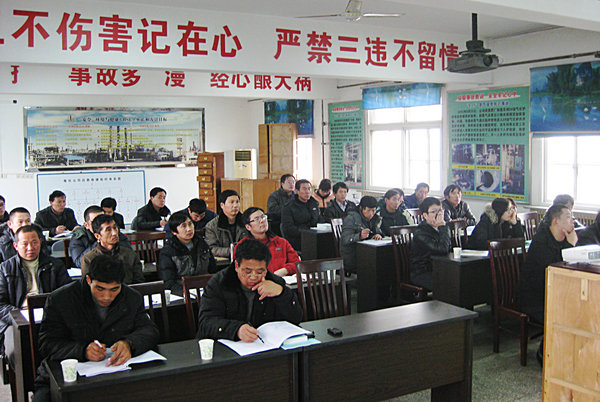 2013年2月高壓水射流清洗培訓(xùn)普迪裕民聯(lián)合班掠影 004_副本.jpg